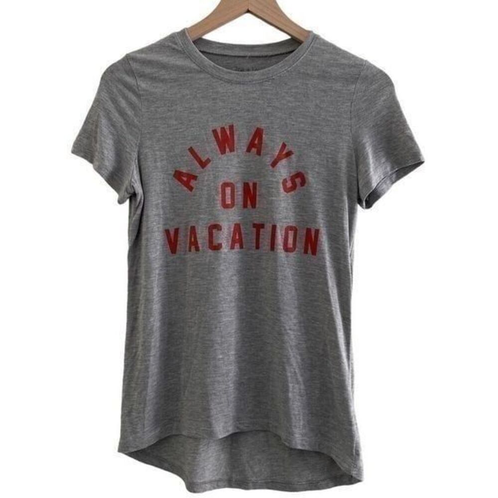 Always On Vacation Medium Gray Graphic Tee Short Sleeve T-Shirt